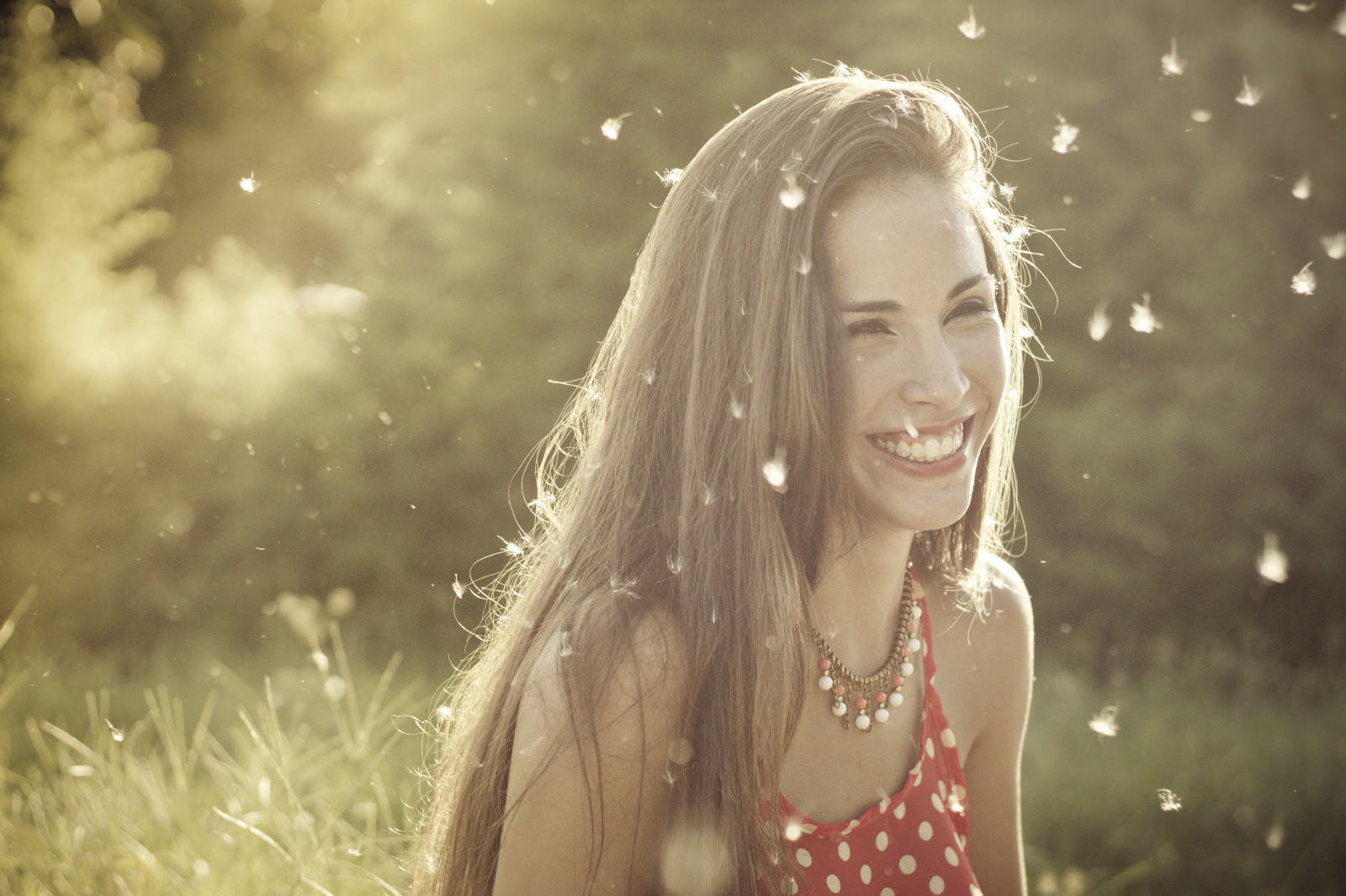 Wallpaper photograph, facial expression, beauty, girl, human hair