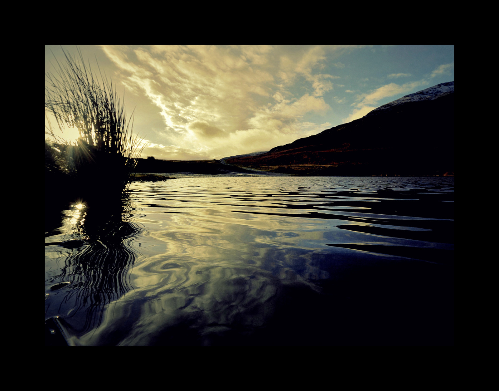 slunečnímu záření, krajina, západ slunce, moře, jezero, voda, odraz, tráva, nebe, fotografování, mraky, Anglie, kopce, večer, ráno, slunce, Kánon, měsíční svit, horizont, atmosféra, soumrak, Cumbria, světlo, mrak, Tamron, stíny, svítání, oceán, odrazy, vlna, tma, obraz, Lake District, cannon600d, počítač tapeta