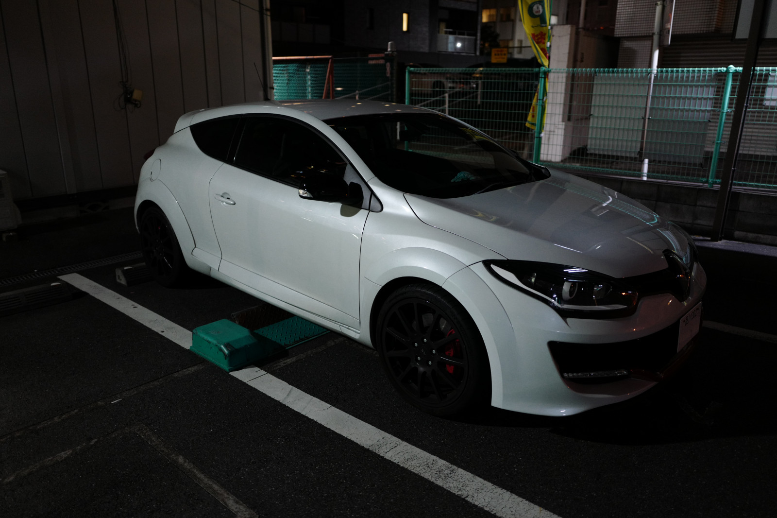 Japonsko, auto, vozidlo, Leica, Renault, Tokio, kolo, meganers, meganerscups, megane, rs, rscups, summilux, leicaq, summilux1728, q, 1728, pozemní vozidla, automobilového designu, automobilový exteriér, automobil make, rodinný vůz, nárazník, hatchback, hot hatch, renault m Gane renault sportovní