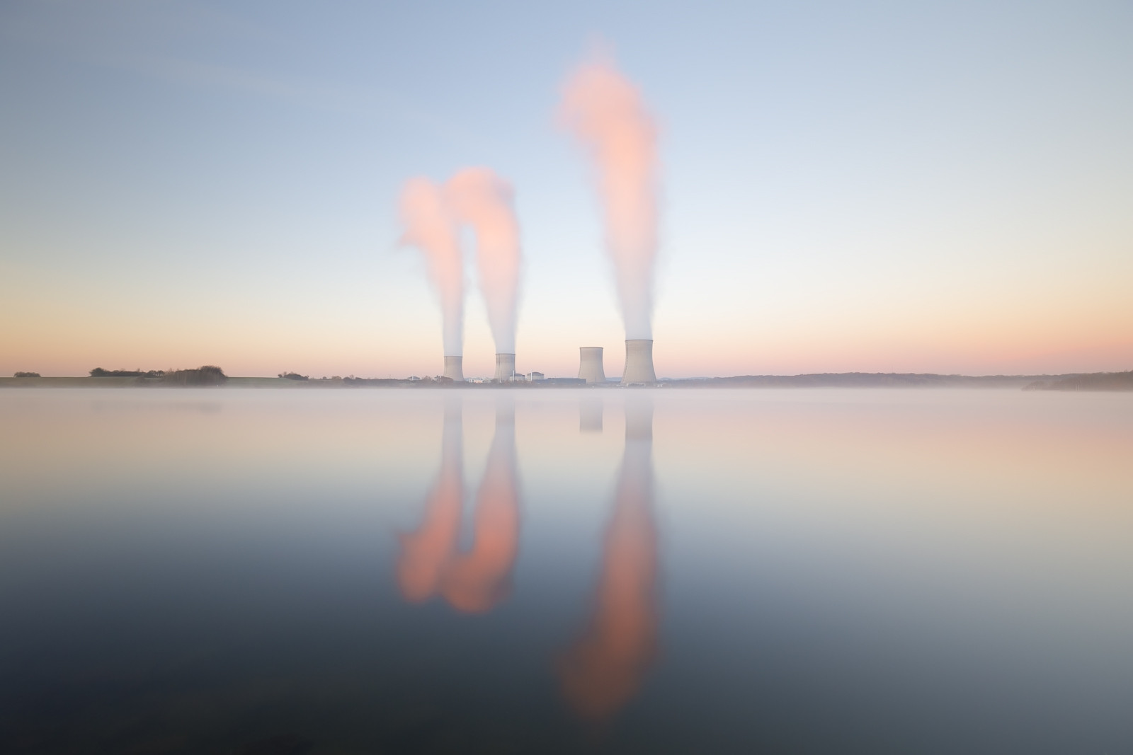 slunečnímu záření, západ slunce, moře, voda, odraz, nebe, svítání, večer, ráno, slunce, horizont, atmosféra, Francie, soumrak, továrna, jaderný, dlouho, expozice, mrak, svítání, rostlina, oceán, vlna, barva, Napájení, Soleil, ciel, couleur, mléko, reflet, póza, eau, energie, atomový, atmosférický jev, odlesk, longue, Lorraine, moselle, páka, centrale, nucleaire, Cattenom, mirgenbach, Atomique