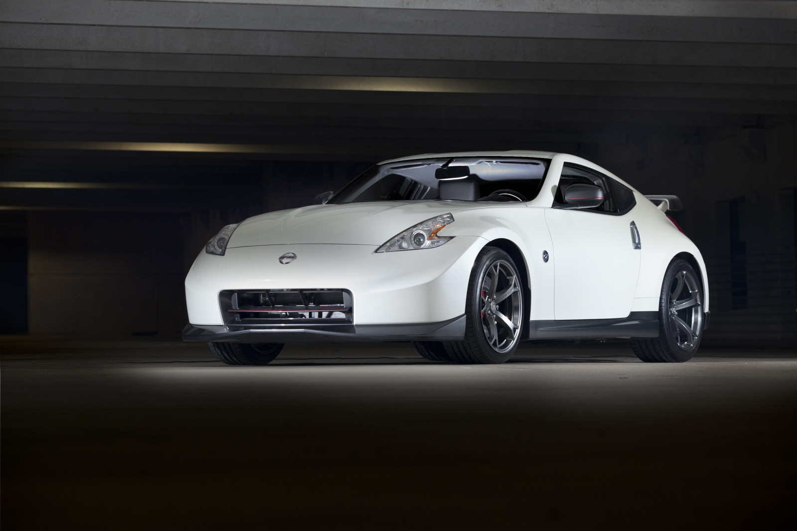 Ниссан 370 zx