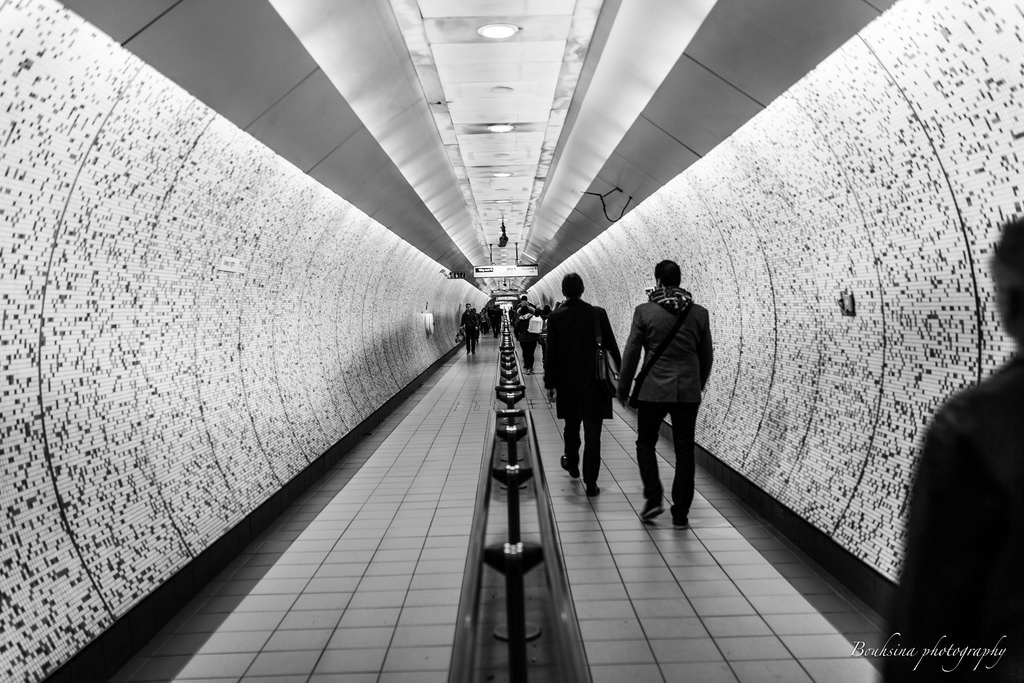 hvid, sort, monokrom, gade, fotografering, symmetri, Canon, 35MM, metro, underjordisk, noir, perspektiv, 2017, sort og hvid, station, bw, fotografi, blanc, sigma, noiretblanc, 5diii, rør, øjebliksbillede, londres, angleterre, sort og hvid, monokrom fotografering, bouhsina, bouhsinaphotography