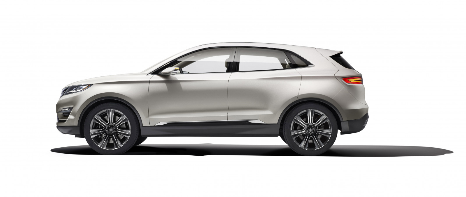 bil, kjøretøy, 2015, netcarshow, netcar, bil bilder, bil bilde, hjul, Lincoln, MKC konsept, land kjøretøy, bildesign, automotive utvendig, bildeler make, modell bil, crossover suv, Sport-og nyttekjøretøy, kompakt SUV, saab 9 4x