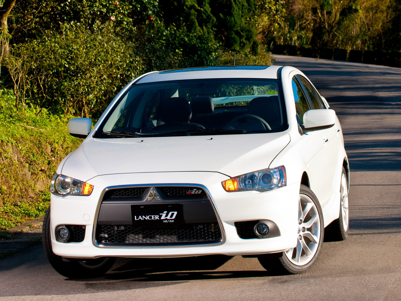 auto, vozidlo, sportovní auto, mitsubishi, Mitsubishi Lancer, Mitsubishi Lancer Evolution, limuzína, netcarshow, netcar, obrázky vozidel, photo auto, 2014, kolo, Lancer iO, superauto, pozemní vozidla, automobilového designu, automobilový exteriér, automobil make, nárazník, v plné velikosti vůz