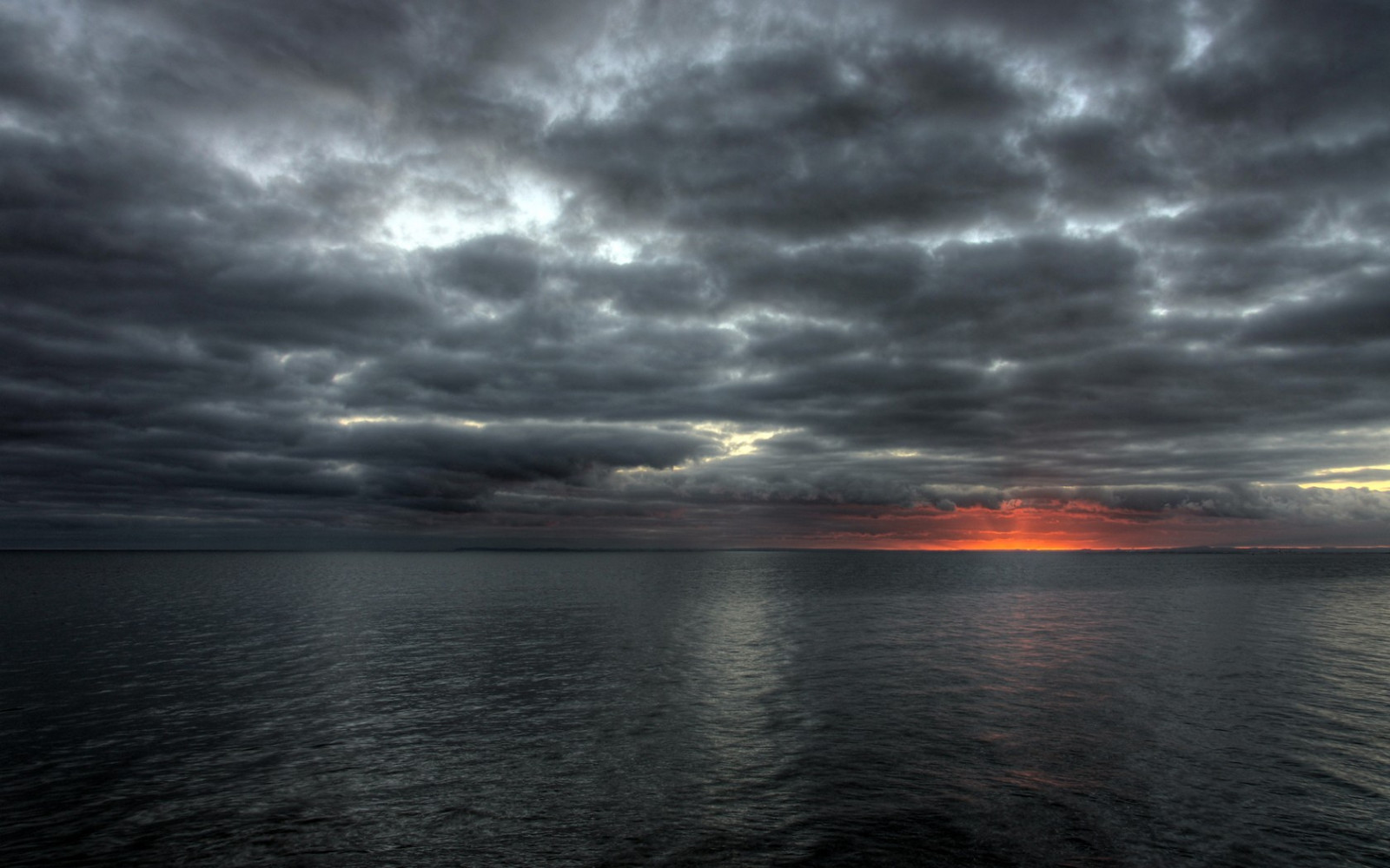 solljus, landskap, solnedgång, hav, sjö, vatten, reflexion, himmel, moln, soluppgång, kväll, horisont, atmosfär, skymning, moln, väder, gryning, hav, afterglow, meteorologiska fenomen