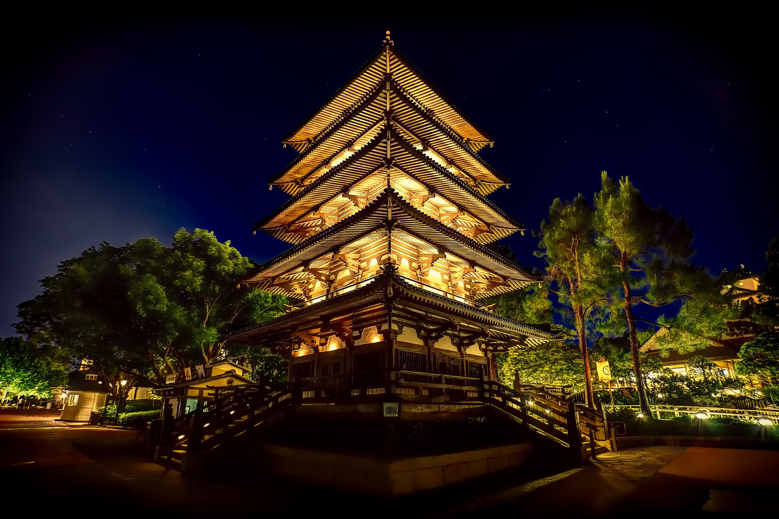 mezník, Příroda, nebe, noc, turistická atrakce, architektura, pagoda, osvětlení, Čínská architektura, věž, strom, metropole, chrám, večer, panoráma města, odraz, město, počítač tapeta, budova, krajina, svět, půlnoc