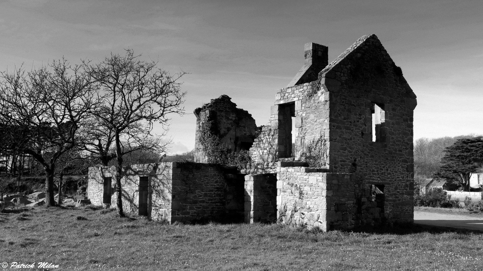 Une Ruine Wallpaper : wreck, destroyed, broken, abandon, oubli, forgotten, ruin ...