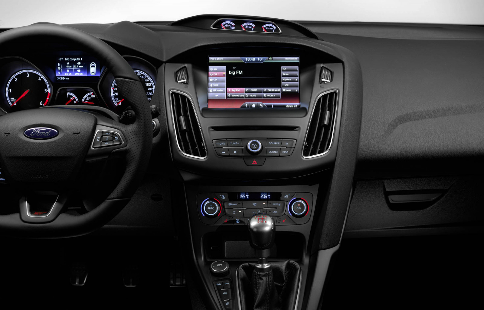 auto, vozidlo, Brod, 2015, ford focus, kupé, limuzína, focus ST, netcarshow, netcar, obrázky vozidel, photo auto, pozemní vozidla, automobilový exteriér, automobil make, kompaktní vůz, výkonné auto, sportovní užitkové vozidlo, střední velikost auta, hatchback, supermini, Ford Motor Company