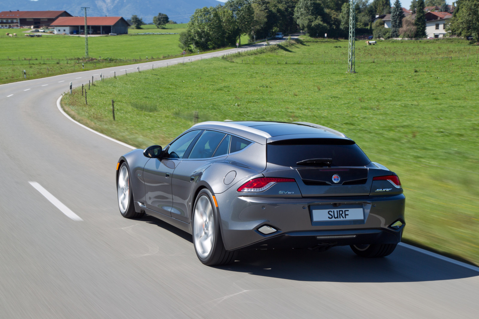 auto, voertuig, sportwagen, prestatie auto, Sedan, Aston Martin Vanquish, Fisker Karma, Fisker, netcarshow, netcar, afbeeldingen van auto's, auto foto, 2011, Surfen, supercar, landvoertuig, automotive design, auto make, luxevoertuig, Aston Martin V8 Vantage 2005