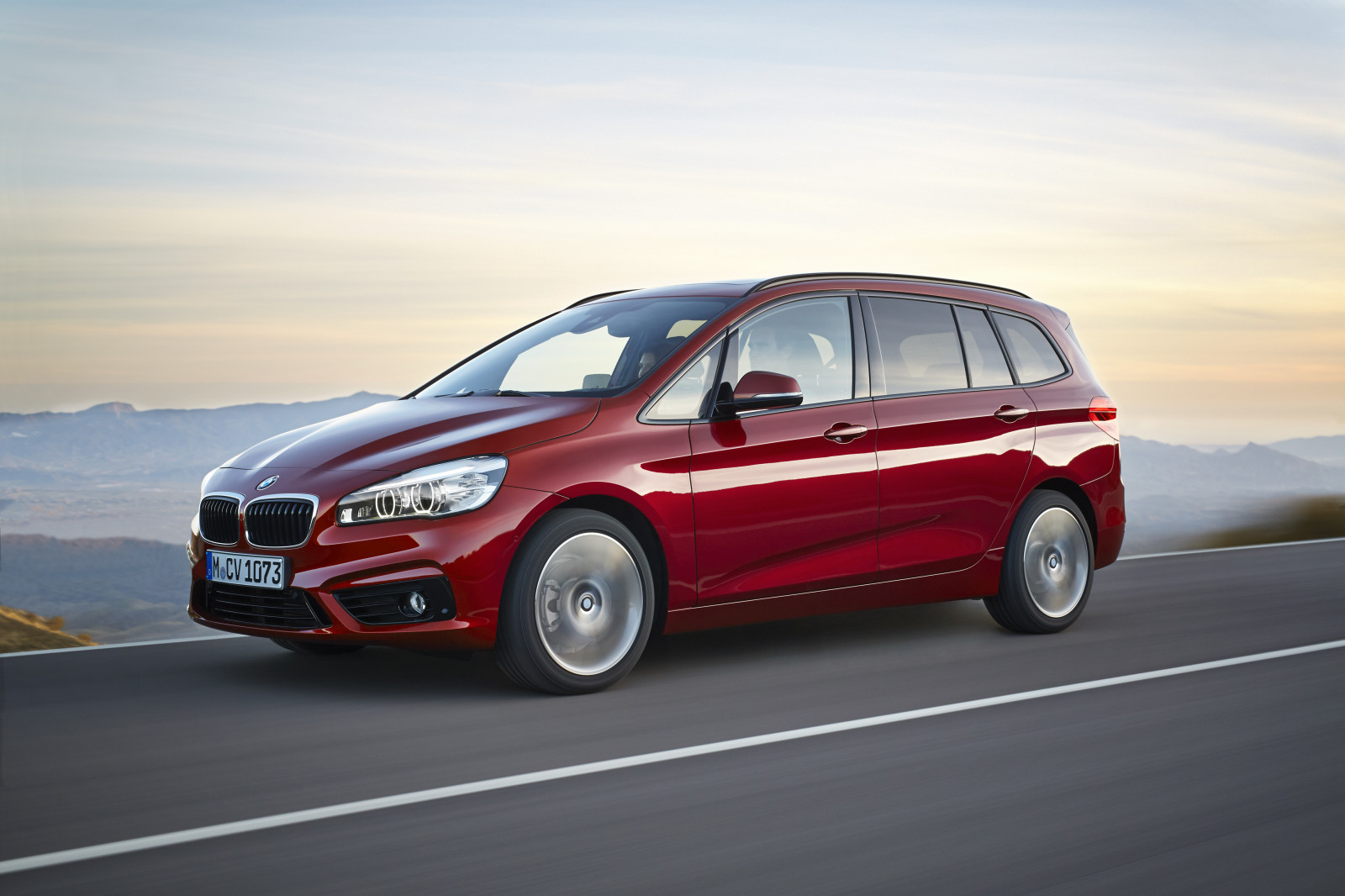 bil, BMW, kjøretøy, netcarshow, netcar, bil bilder, bil bilde, 2016, 220i Gran Tourer, hjul, land kjøretøy, bildesign, automotive utvendig, racerbil, bildeler make, familiebil, støtfanger, kompakt bil, utøvende bil, Kombi