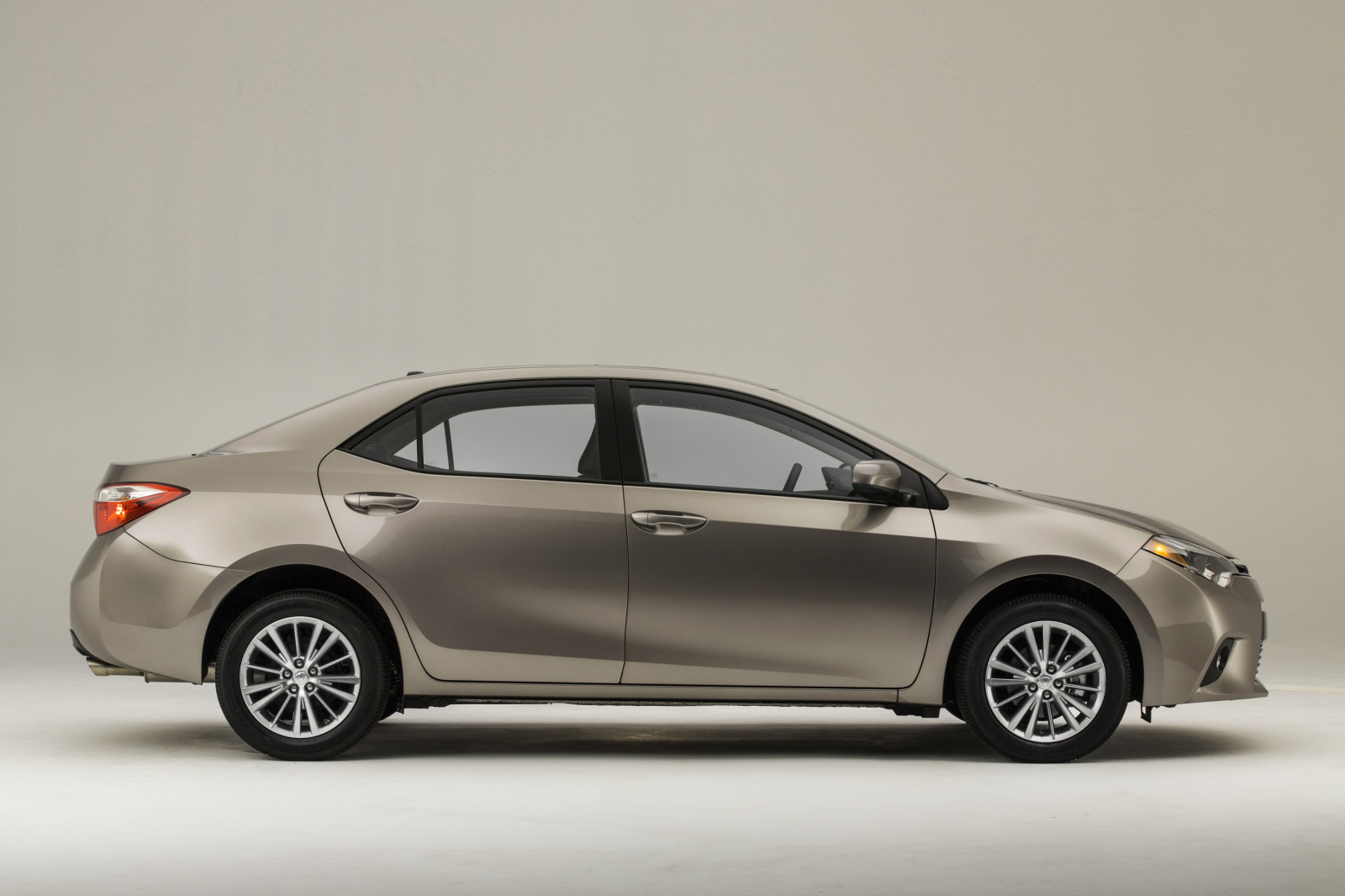 auto, veicolo, Toyota, Berlina, Toyota Corolla, netcarshow, netcar, immagini di auto, auto foto, 2014, versione Corolla LE Eco Stati Uniti d'America, veicoli terrestri, esterno automobilistico, marca di automobile, auto compatta, vettura di medie dimensioni, Forte di Kia, Toyota Camry