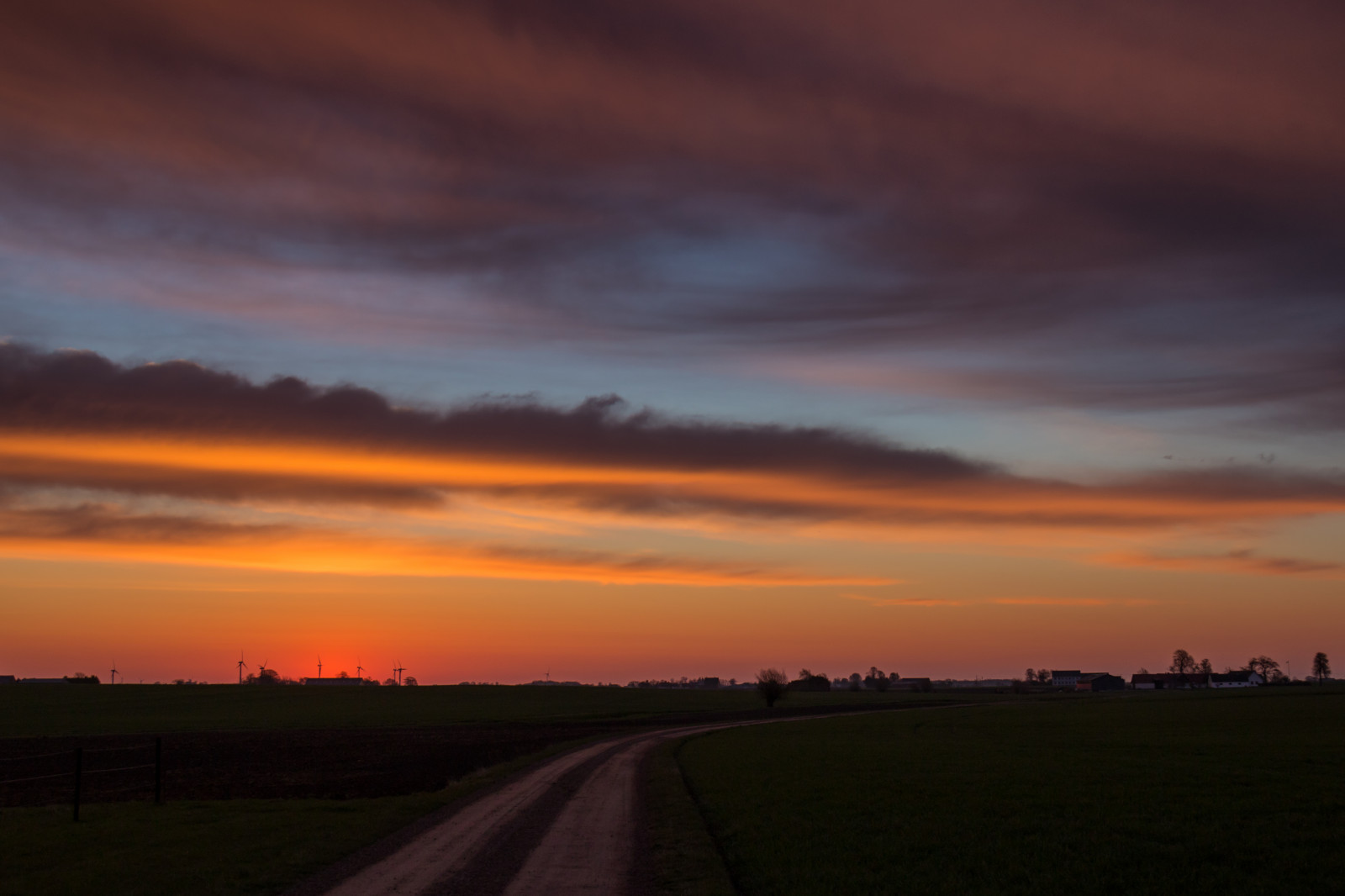 luce del sole, paesaggio, tramonto, cielo, campo, Alba, sera, mattina, orizzonte, atmosfera, crepuscolo, nube, alba, himmel, campagna, moln, landsbygd, soluppg ng, s dersl TT, Landskap, pianura, prateria, ultimi bagliori, cielo rosso al mattino, fenomeno meteorologico