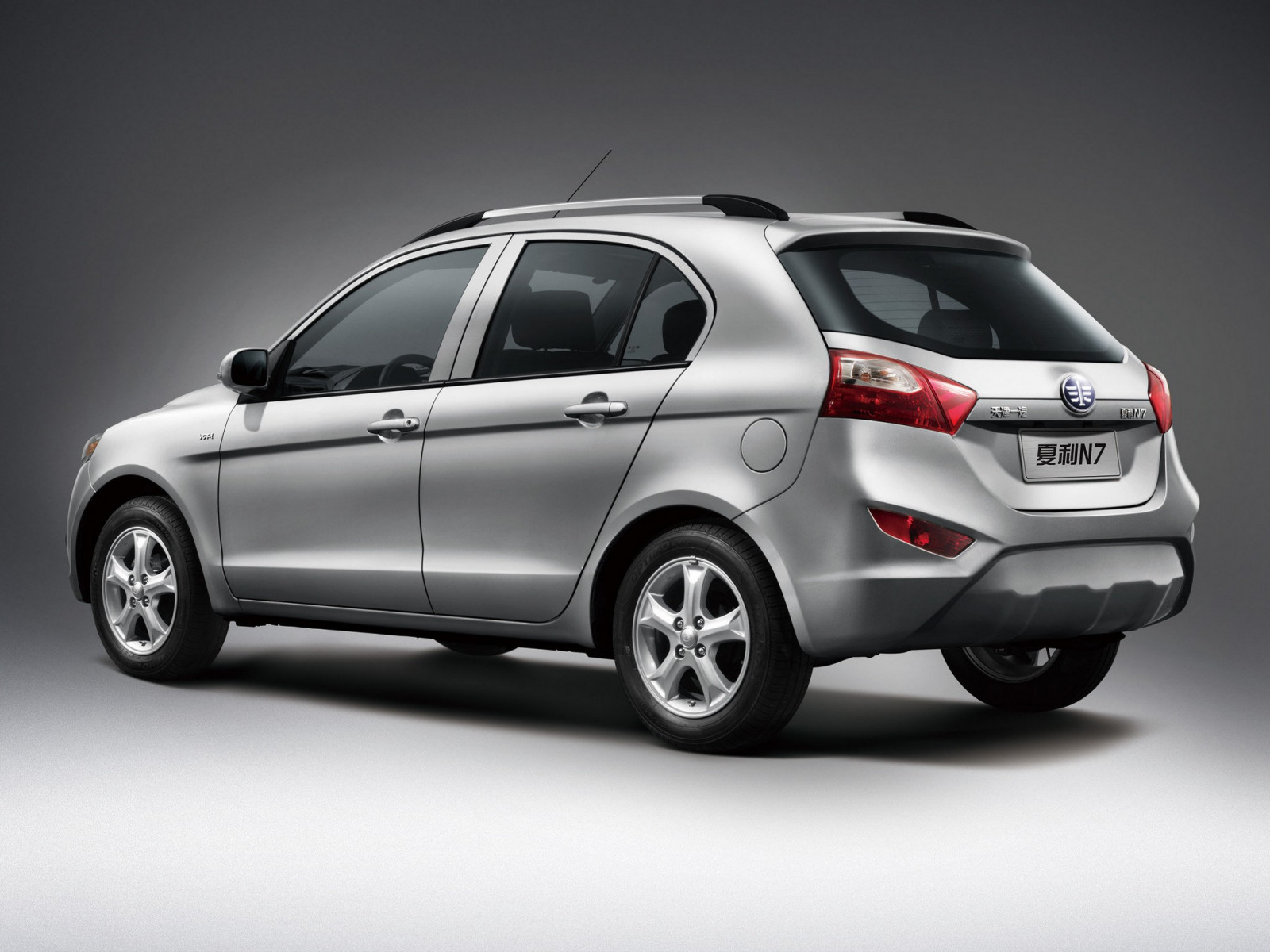 bil, køretøj, 2013, Sedan, netcarshow, netcar, bil billeder, bil foto, FAW, Xiali N7, jord køretøj, automotive exterior, bil make, kompakt bil, sport utility køretøj, subcompact bil, midten størrelse bil, kompakt SUV, hatchback