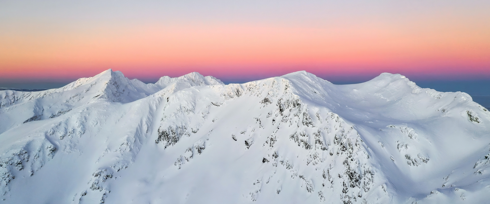 обои : Снежная гора, sunset glow, закат солнца, снег, Горы 5160x2160 ...