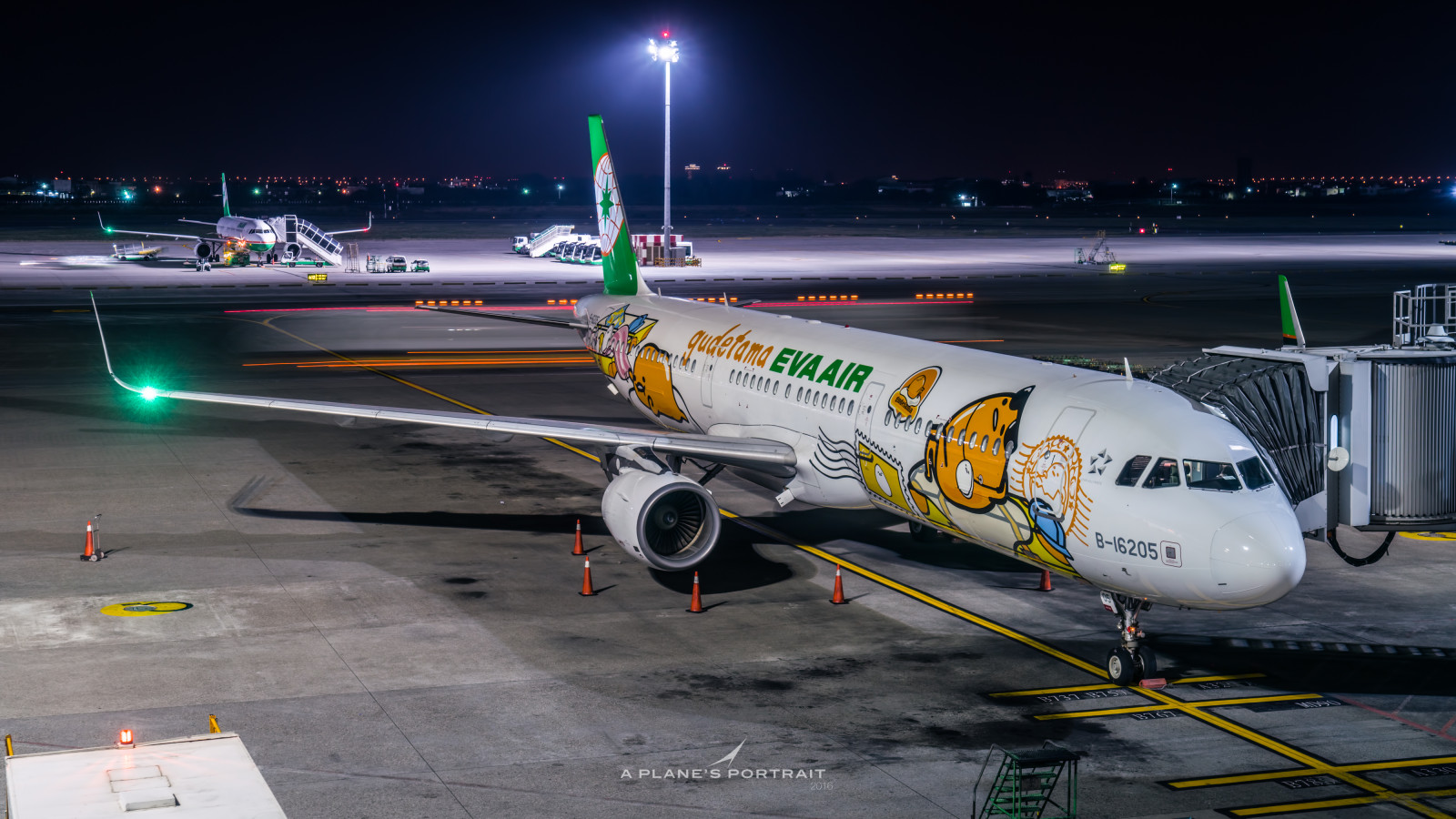 Photoshop, noc, Červené, vozidlo, fotografování, letoun, letadlo, Boeing, Boeing 777, letiště, letadla, Eva, infrastruktura, Boeing 737, Airbus, Airbus A330, Let, longexposure, letadlo, letectví, A320, křídlo, letecká linka, Atmosféra Země, letecký motor, letecká doprava, aerospace engineering, dopravní letoun linkový, proudová letadla, širokým trupem letadla, úzké tělo letadla, Boeing 767, avgeek, planespotting, Boeing 737 příští generace, letecké, nástup do letadla, Boeing 787, letadla, evaair