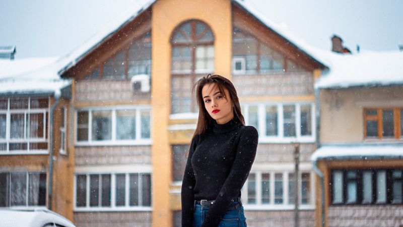 Studený, zima, ženy venku, sníh, makeup, městský Studený, zima, ženy venku, sníh, makeup, městský