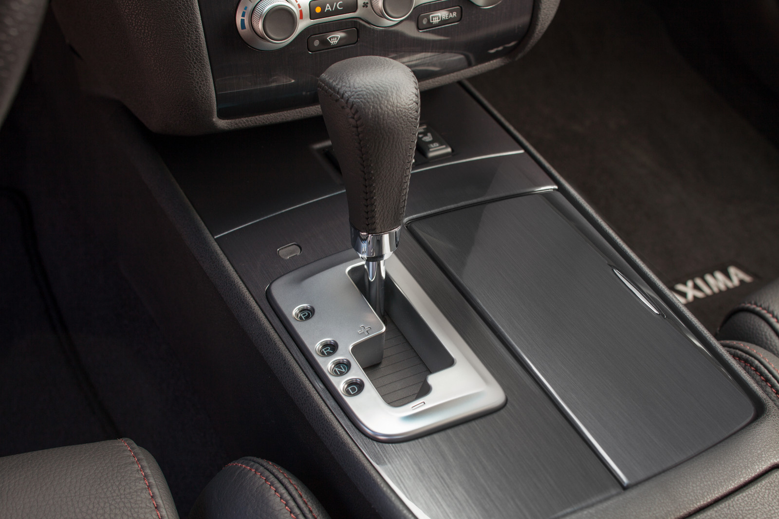 auto, BMW, veicolo, Nissan, auto sportiva, 2015, volante, Berlina, netcarshow, netcar, immagini di auto, auto foto, ruota, Maxima, veicoli terrestri, esterno automobilistico, marca di automobile, veicolo di lusso, auto esecutivo, berlina sportiva, Sport Utility Vehicle