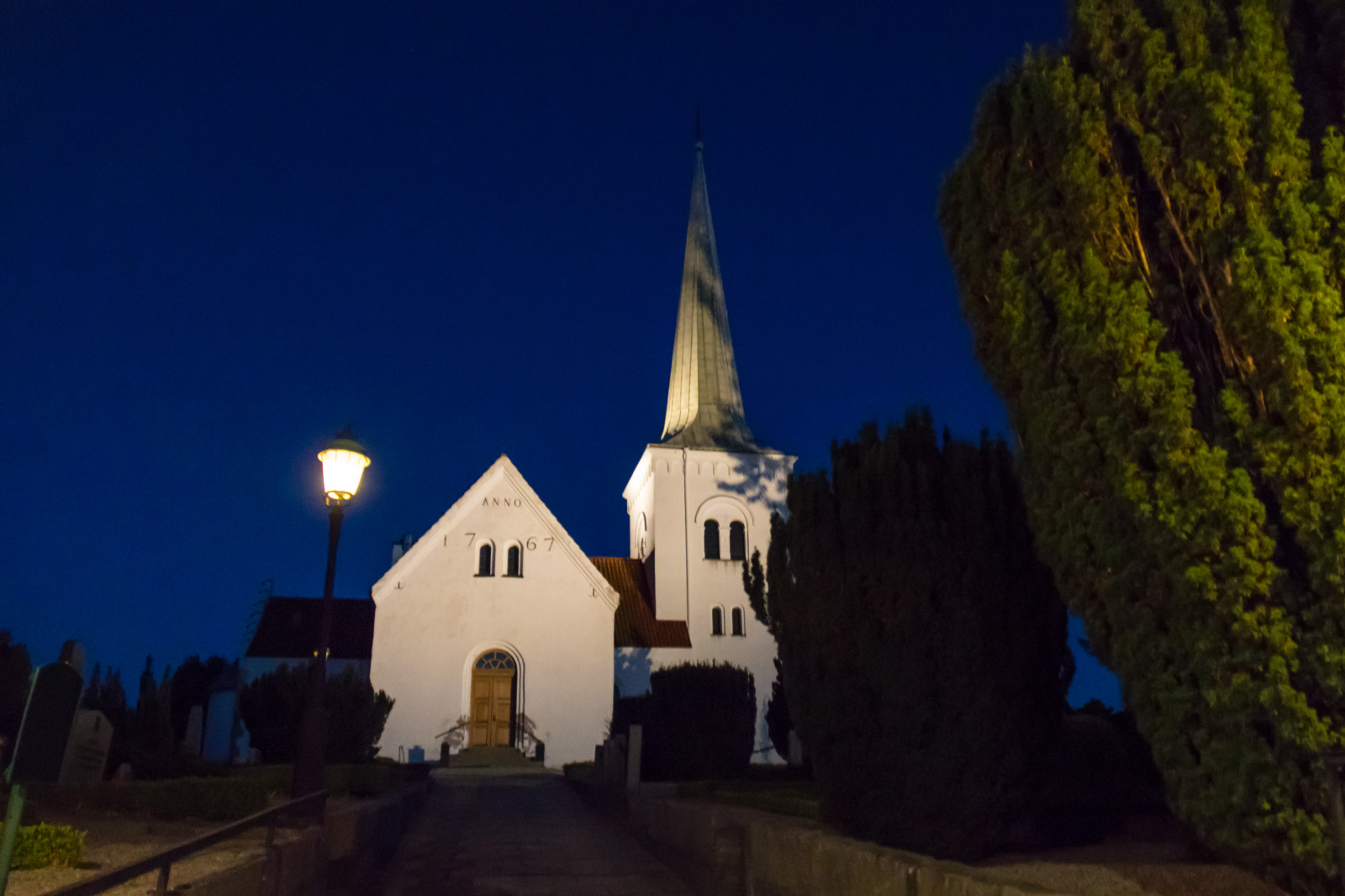 night, building, church, monastery, bluehour, kyrka, exif model canoneos760d, geocountry, camera make canon, geocity, camera model canoneos760d, geostate, geolocation, exif lens efs18200mmf3556is, exif make canon, bl timmen, exif focallength 18mm, exif isospeed 6400, exif aperture 35, andersl v, landmark, screenshot, place of worship