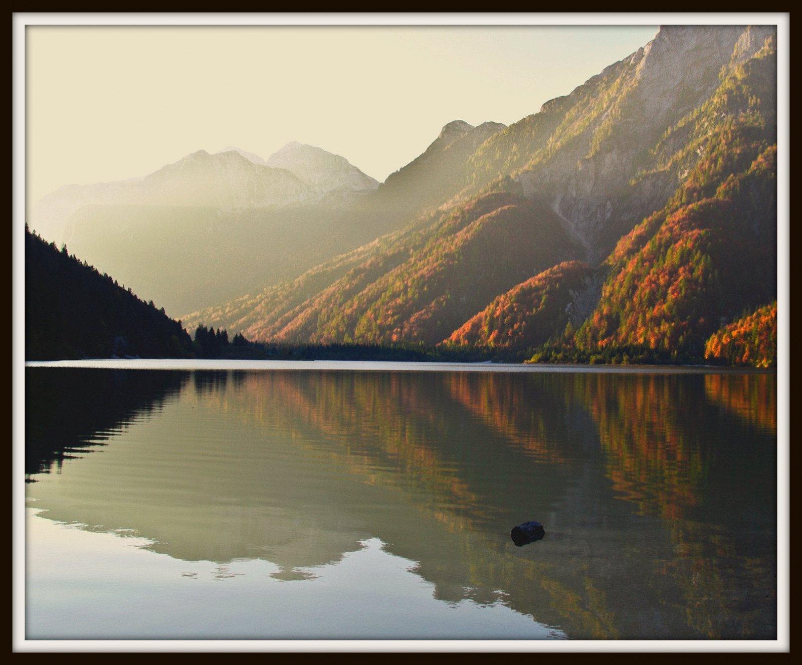slunečnímu záření, krajina, les, podzim, moře, Itálie, jezero, voda, Příroda, odraz, nebe, dřevo, uklidnit, večer, ráno, mlha, kouzlo, slunce, atmosféra, fjord, kámen, prach, banka, mount scenérie, zvuk, Lake District, UMĚNÍ, strom, podzim, mlha, hora, svítání, saariysqualitypictures, elitegalleryaoi, nádrž, tvořivý, magický, artistoftheyearlevel3, ngc, bestcapturesaoi, artistoftheyearlevel4, artistoftheyearlevel5, artistoftheyearlevel6, Oberberg, vysočina, jezero, počítač tapeta, pohoří, klesl, herbst2010, Magicallandscape