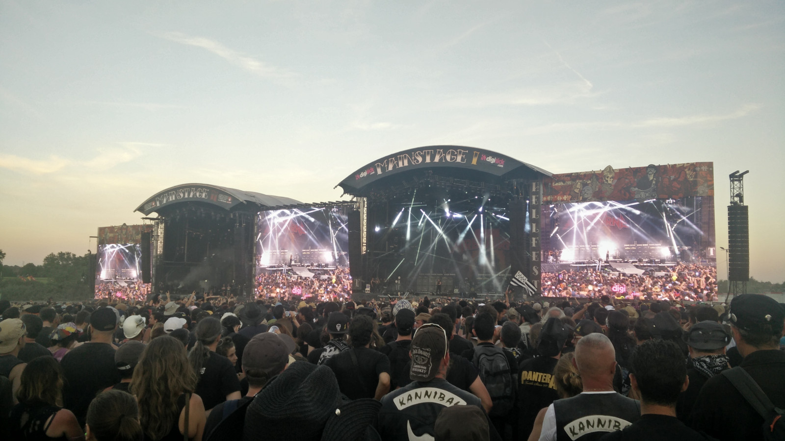 Hellfest, Airbourne
