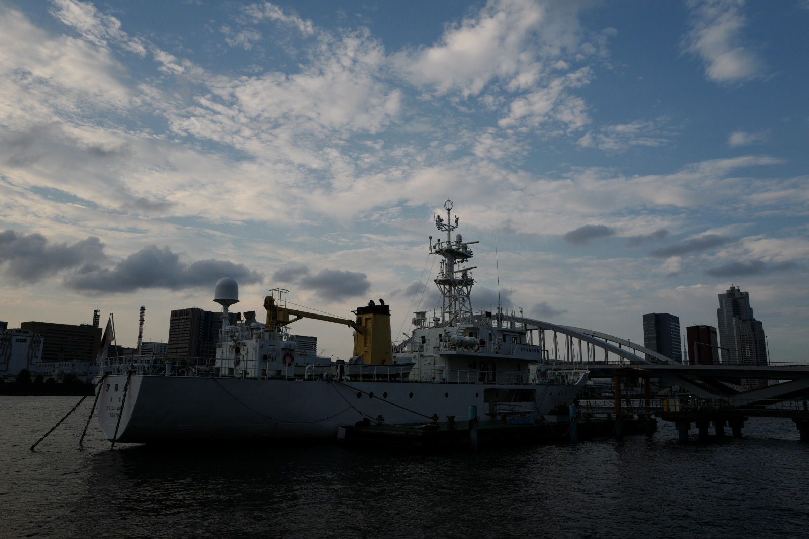 Japonsko, loď, moře, vozidlo, přístav, Bitevní loď, Leica, Tokio, válečná loď, ničitel, jp, válečné loďstvo, mrak, zakalený, plavidlo, summilux, leicaq, summilux1728, q, 1728, toyomi, námořní loď