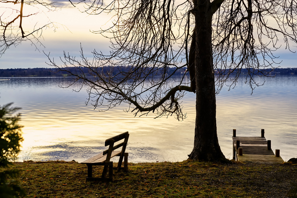 Hintergrundbilder : Bank, Abend, Ambach, Starnbergersee, Spiegelung ... Hintergrundbilder : Bank, Abend, Ambach, Starnbergersee, Spiegelung ...