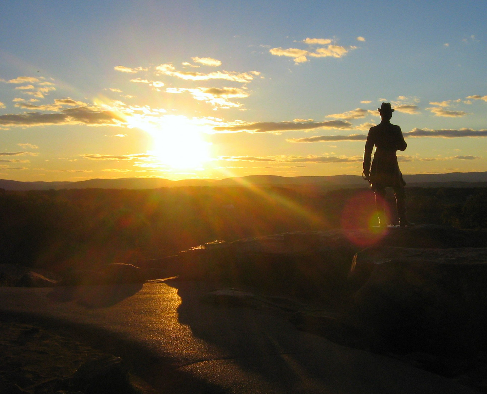 západ slunce, nebe, dějiny, památník, socha, Pennsylvania, Balvan, historický, strašidelný, balvany, Gettysburg, občanská válka, Bojiště, báječný, 1001nights, Roundtop, Generalwarren, abigfave, platinumphoto, superbmasterpiece, flickraward, Cotcbestof2007, scenicsnotjustlandscapes, flickrbestpics, 100commentgroup, Cwpt09bf, mygearandme, mygearandmepremium, mygearandmebronze, mygearandmesilver, mygearandmegold, mygearandmeplatinum, mygearandmediamond