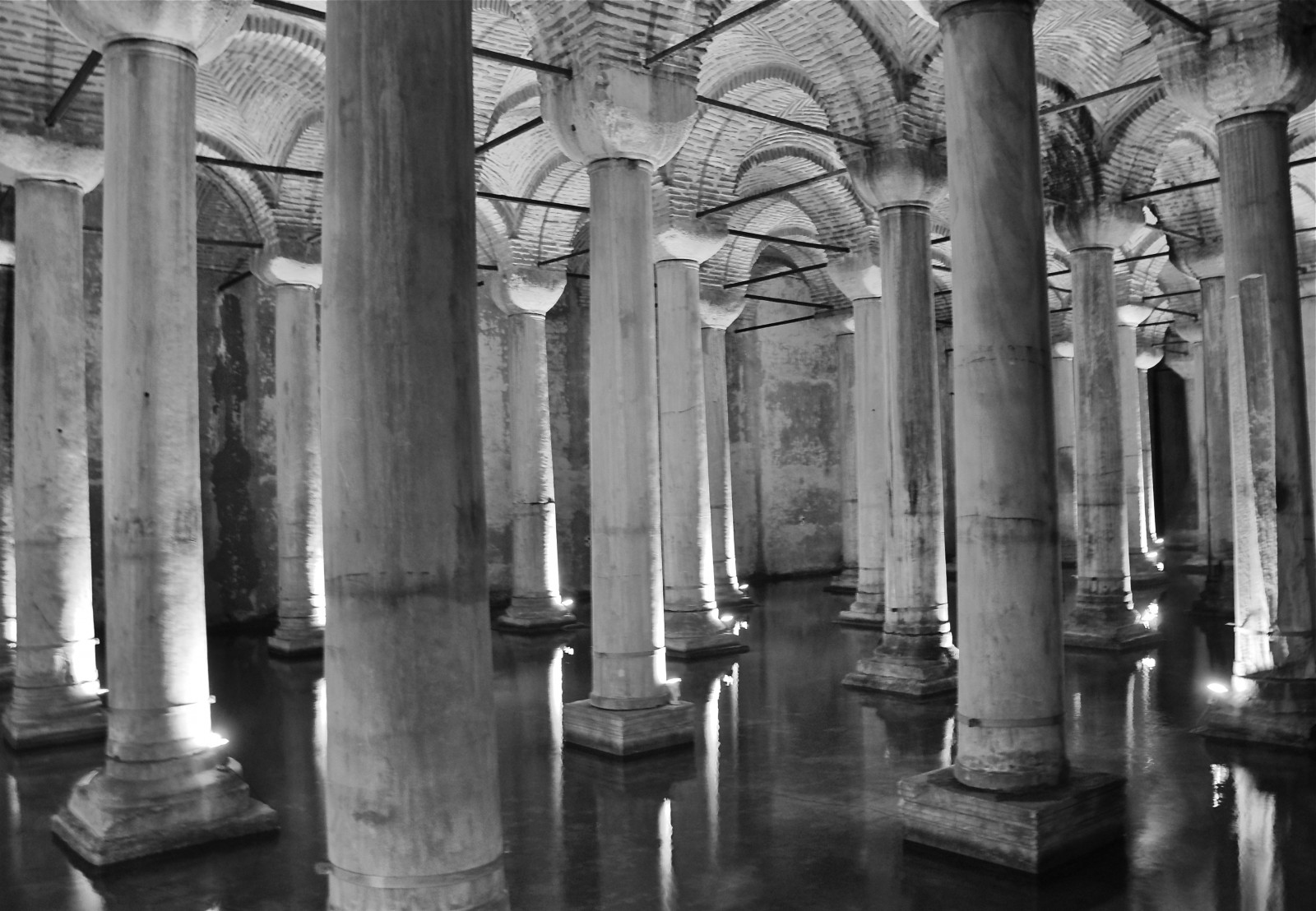 gammel, rejse, vand, Kalkun, sort hvid, Nikon, Europa, Istanbul, eksotisk, basilicacistern, yerebatansarnici, d90, ancientcity, nikond90, medusaheads, imagesbyarden