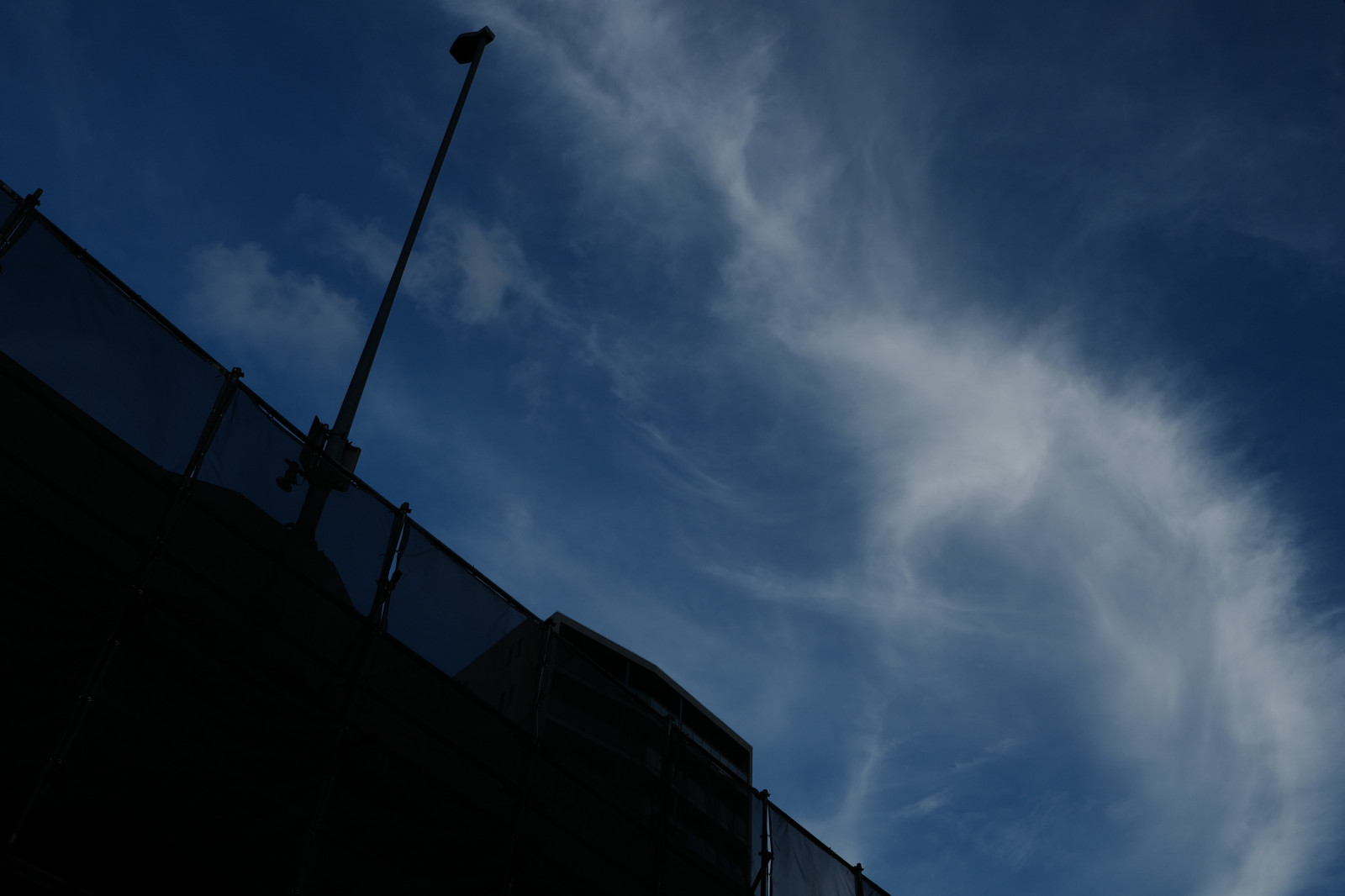 Japonsko, slunečnímu záření, pouliční osvětlení, západ slunce, odraz, nebe, modrý, večer, slunce, vítr, atmosféra, soumrak, Leica, Tokio, jp, světlo, mrak, zakalený, svítání, osvětlení, tvar, čára, tma, summilux, leicaq, summilux1728, q, 1728, Gotanda, Atmosféra Země, meteorologický jev