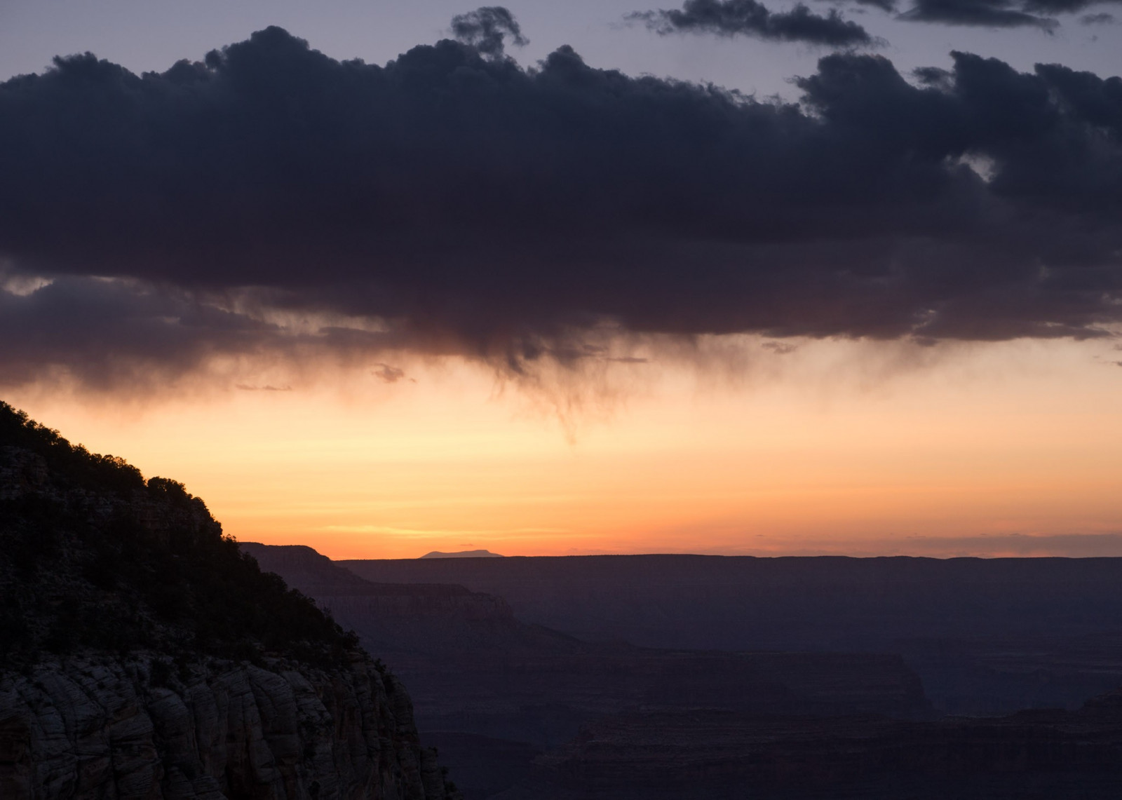 slunečnímu záření, krajina, západ slunce, moře, kopec, Příroda, nebe, fotografování, mraky, svítání, večer, ráno, slunce, horizont, údolí, kaňon, soumrak, plošina, mrak, hora, počasí, svítání, atmosférický jev, odlesk, horských reliéf, landform