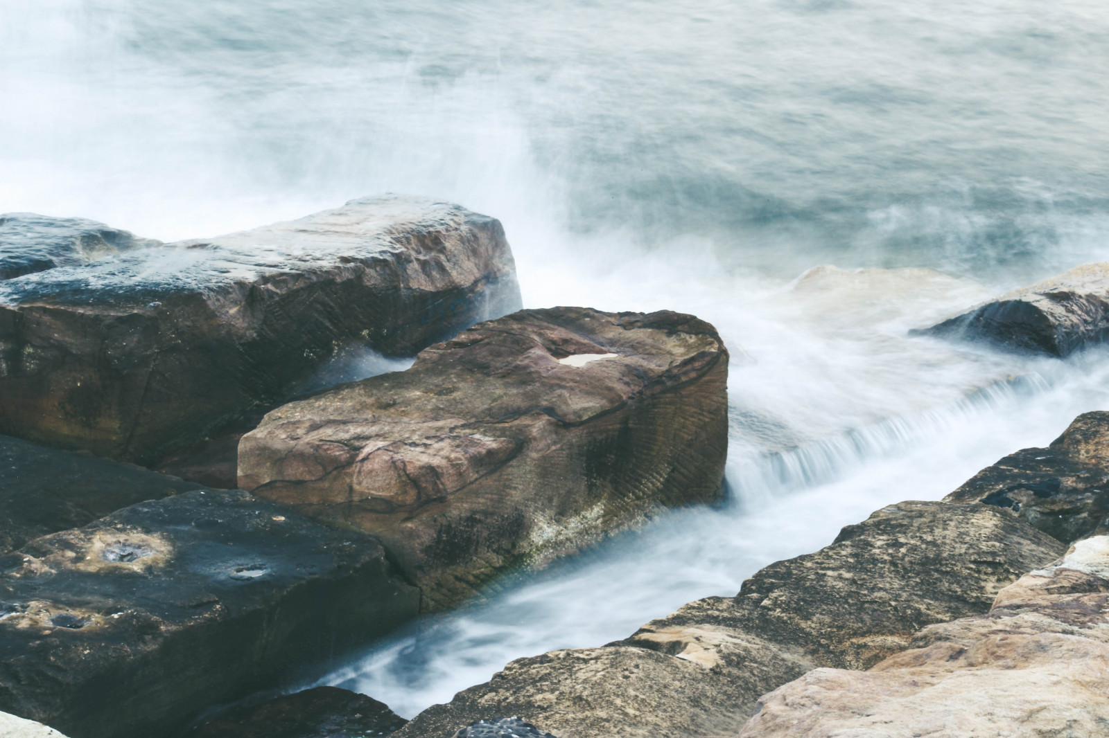 Wallpaper Computer Water Rocks Wallpaper : water, rocks 5184x3456 - theRDM - 1564639 - HD Wallpapers ...