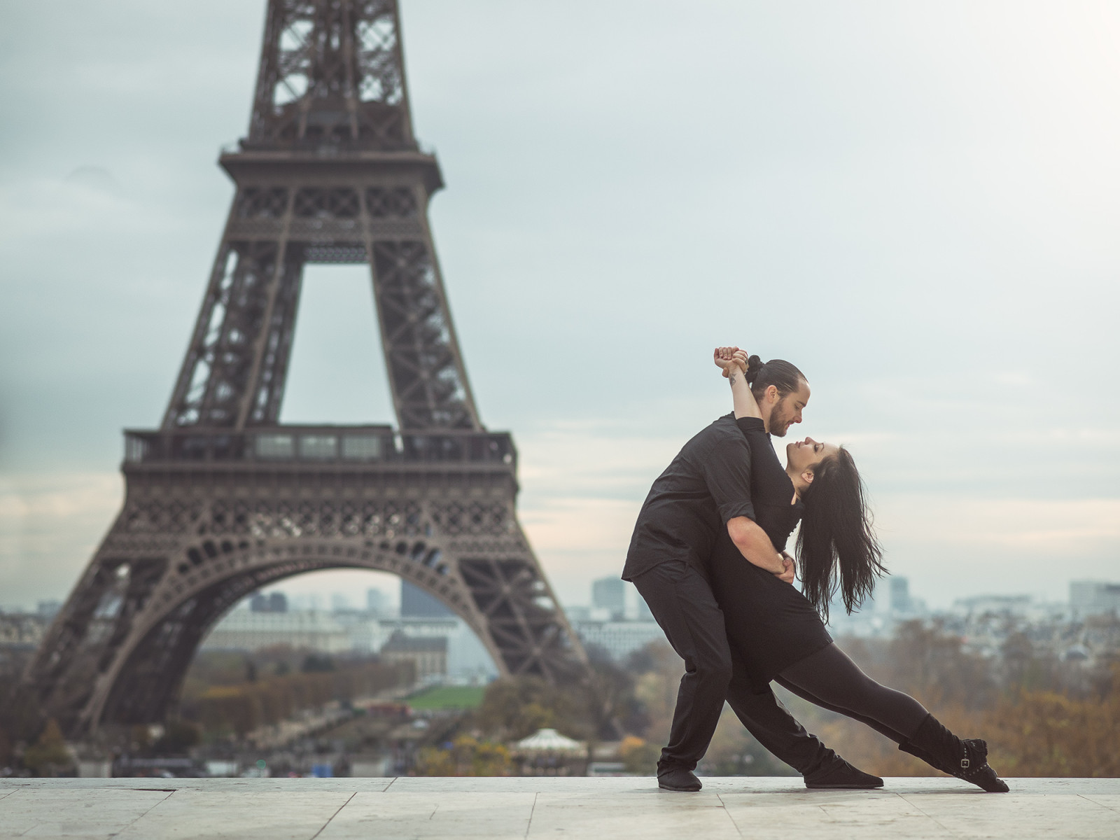 Paris Dancing Riverside Wallpaper : sport, city, sky, photography, Tourism, Nikon, France ...