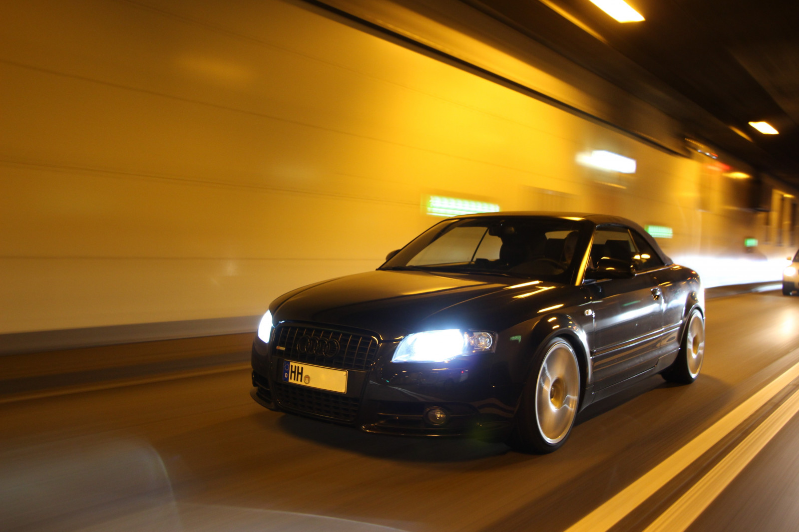 noc, auto, vozidlo, audi, sportovní auto, Hamburg, limuzína, a4, kolo, pozemní vozidla, automobilového designu, automobilový exteriér, automobil make, luxusní vůz, rodinný vůz, kompaktní vůz, výkonné auto, střední velikost auta, auto show