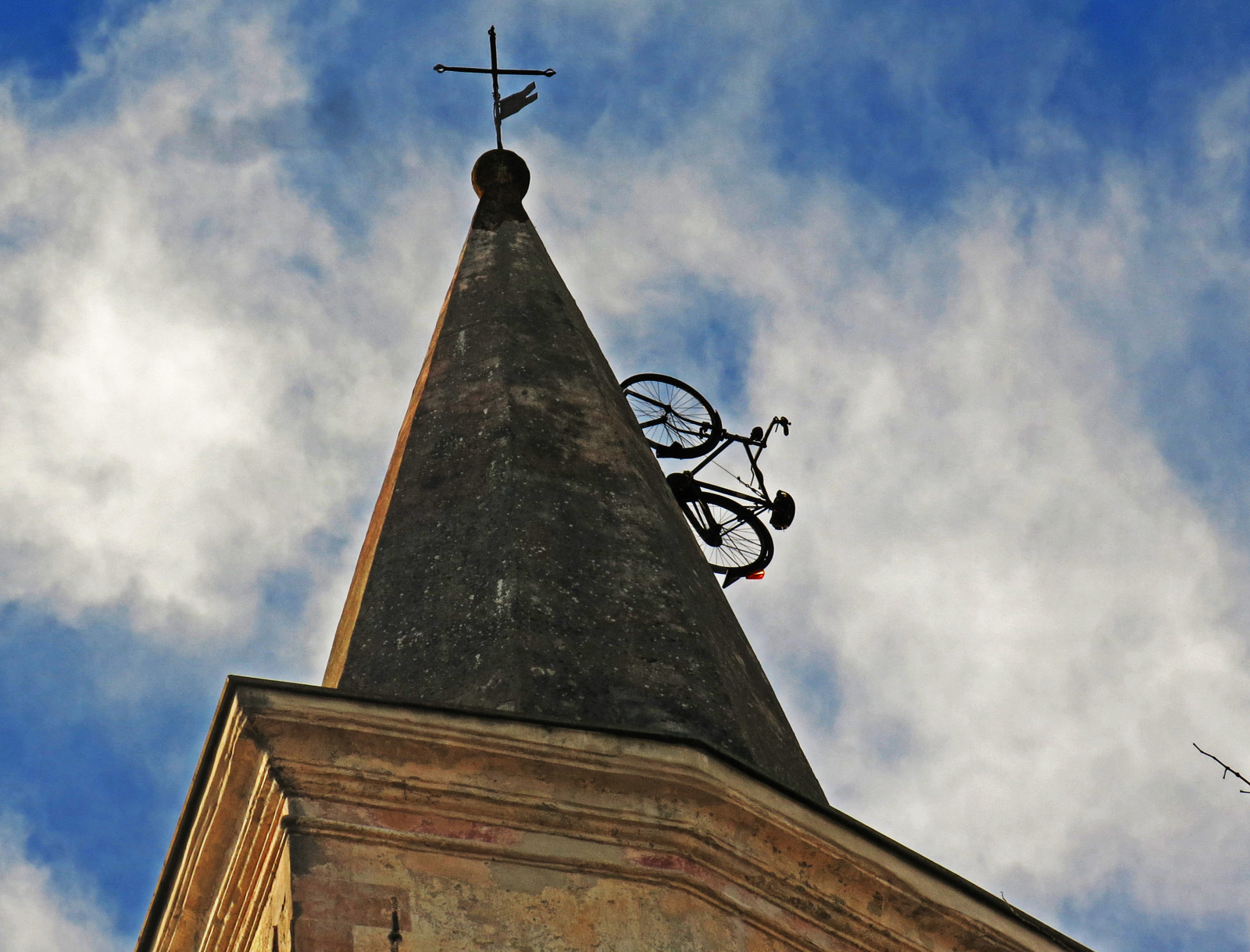 nebe, věž, mraky, nuvole, Ligurie, chiesa, zvonice, cielo, bycicle, bicicletta, Apricale