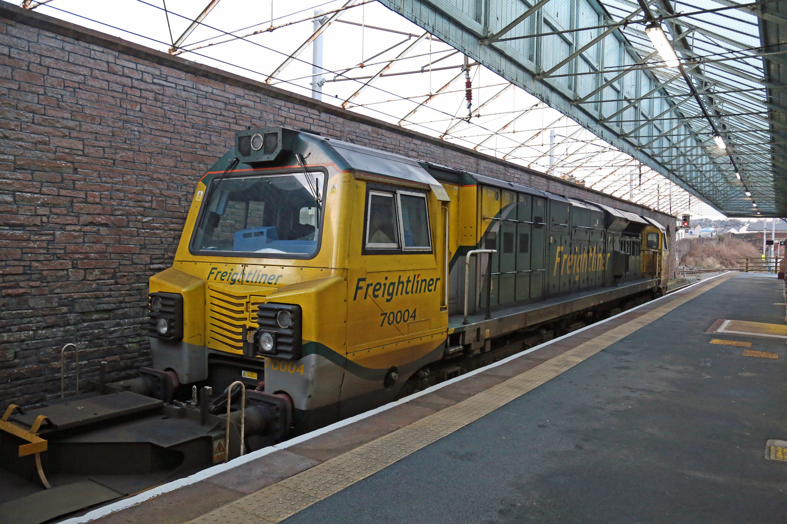 Wallpaper 70004, class, freightliner, 4s44, 1213, daventry
