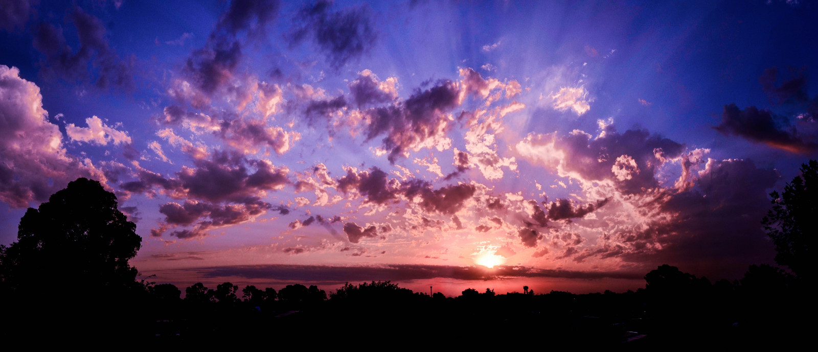 slunečnímu záření, krajina, západ slunce, noc, Příroda, nebe, fotografování, mraky, Země, svítání, Blesk, bouřka, večer, ráno, slunce, horizont, atmosféra, Nikon, soumrak, mrak, svítání, tma, nikond7000, během dne, počítač tapeta, Atmosféra Země, odlesk, geologický fenomén, červená obloha v dopoledních hodinách, meteorologický jev, kupa, jev, Necitlivé