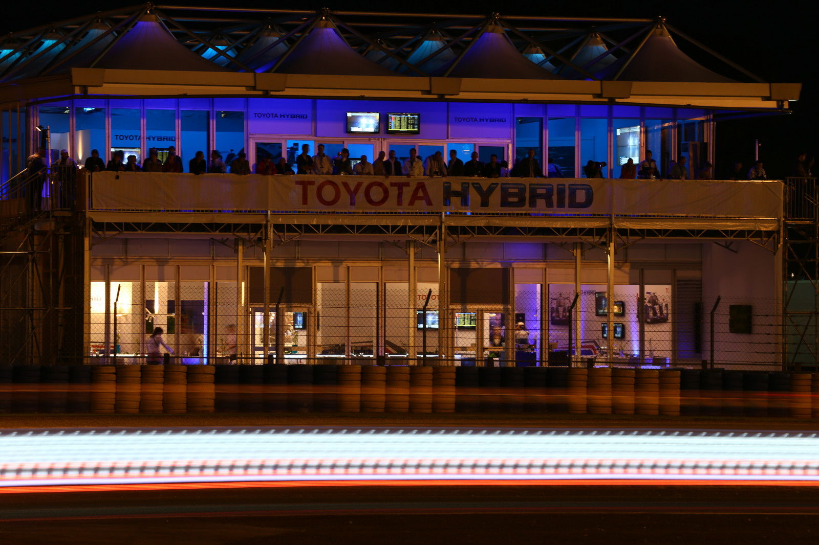 กลางคืน, ตอนเย็น, โตโยต้า, บาร์, การออกแบบตกแต่งภายใน, 2013, netcarshow, netcar, ภาพรถยนต์, ภาพรถ, เวที, ละคร, TS030 ไฮบริด Le Mans 24 ชั่วโมงที่มีคุณสมบัติ