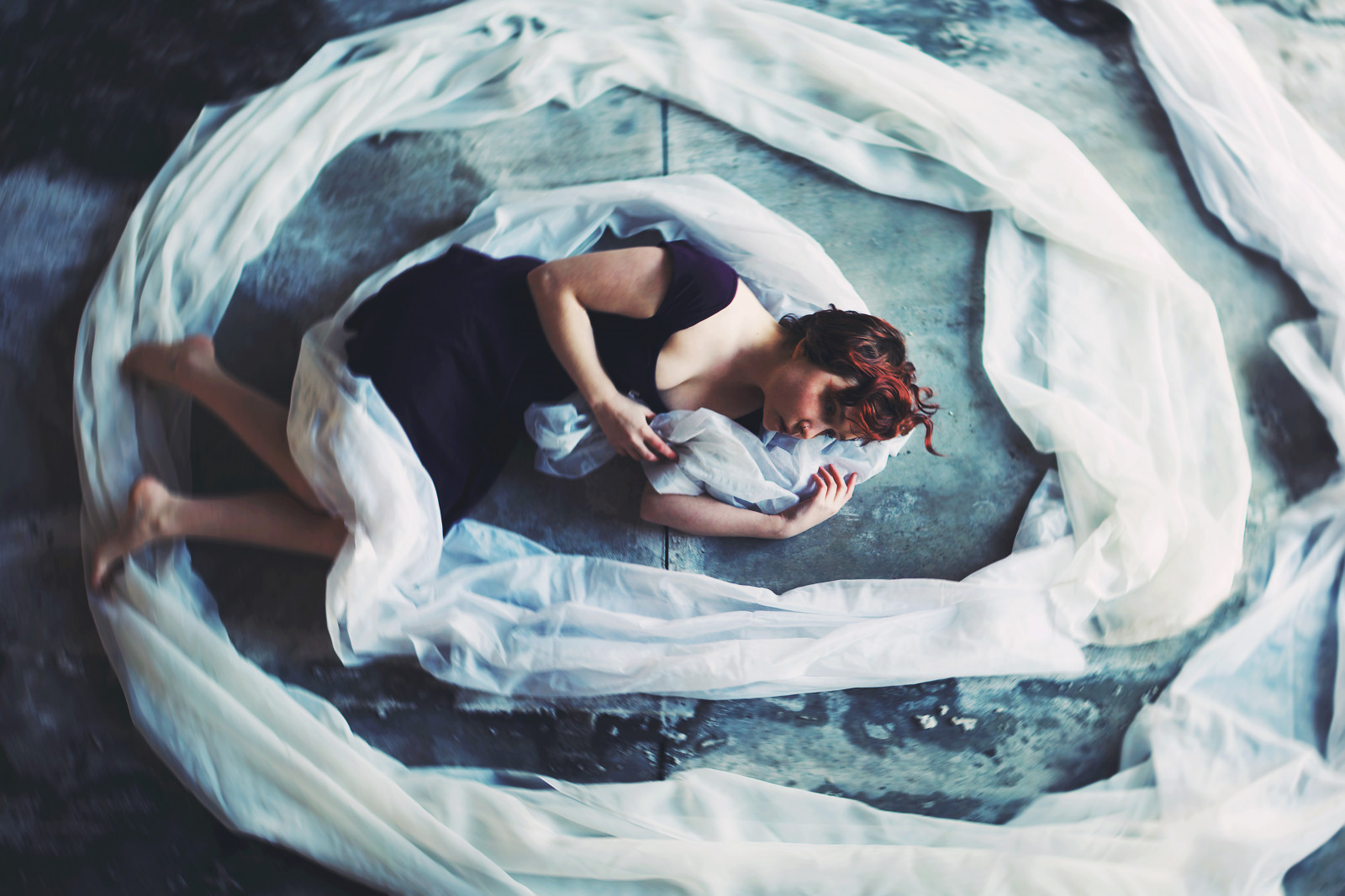 bílý, portrét, voda, Červené, spirála, Studený, vlasy, Dospívající, Pojmový, úzkost, Pojem, dívka, volný čas, zábava, spolupráce, já, autoportrét, Deprese, expanze, brenizer, conceptcollab