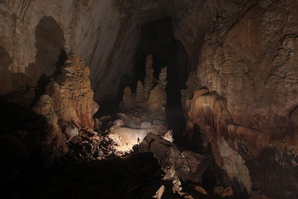 Vietnam,outdoors,cave,nature,Hang Son Doong,landscape
