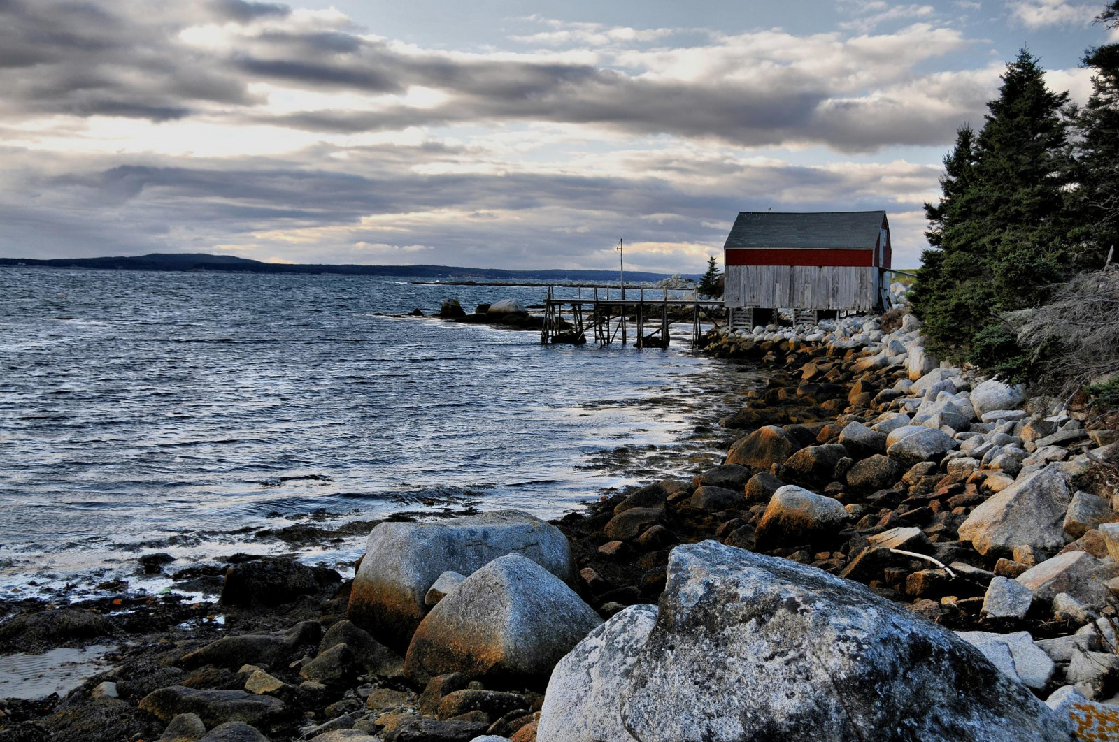 krajina, moře, záliv, jezero, voda, Skála, pobřeží, odraz, nebe, Dům, večer, pobřeží, horizont, Kanada, skály, lukostřelec, rybolov, Volný, uvolnit, chatrč, mrak, strom, oceán, vlna, zátoka, D300, jezero, přístaviště, tělo z vody, meteorologický jev, nové Skotsko, vstupní, Dennis, jsem Kanaďan, dennisjarvis, archer10, dennisgjarvis, 18200vr, závorkách, Indianharbour, coastal and oceanic landforms