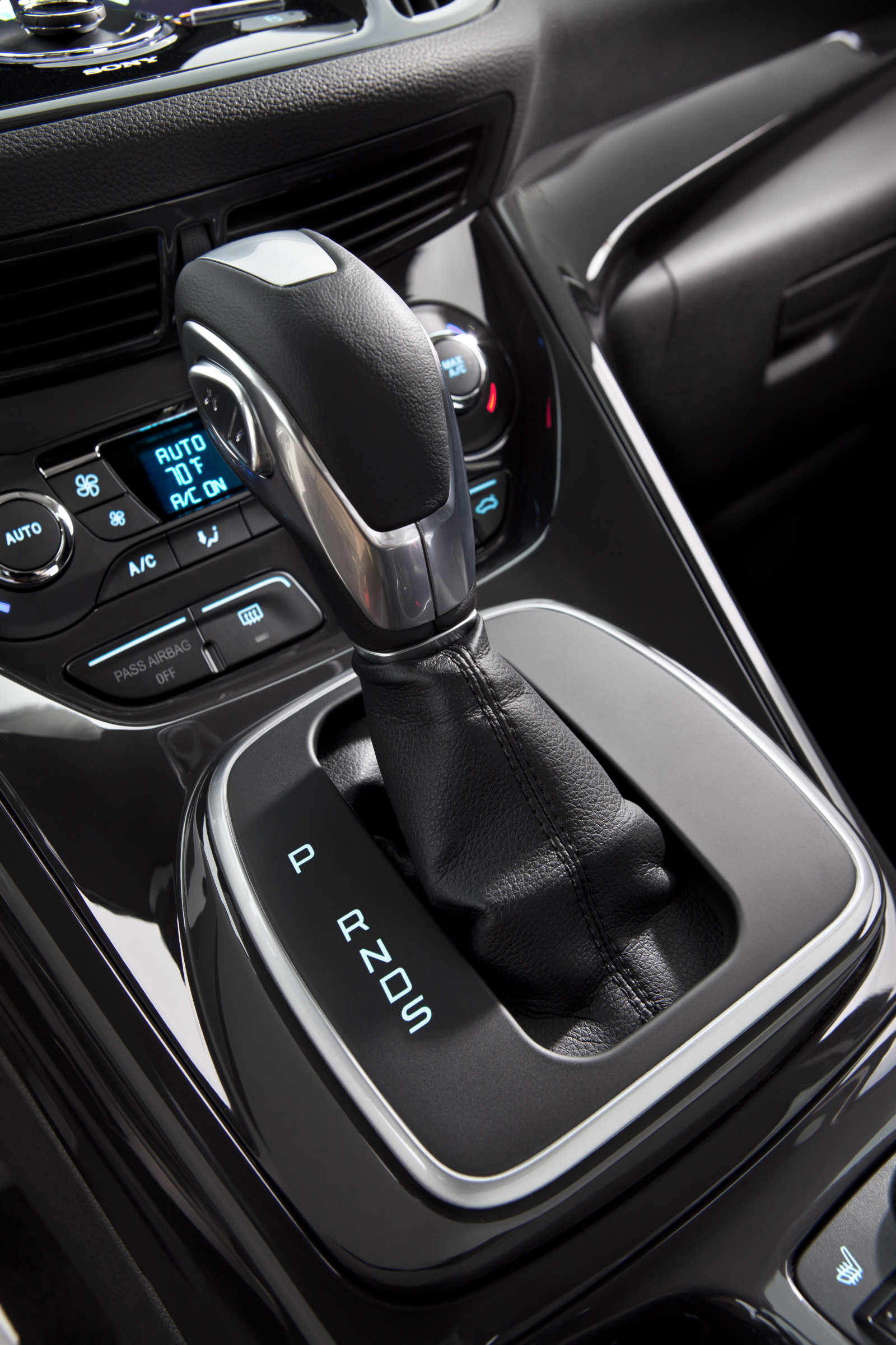 auto, BMW, vozidlo, Mercedes Benz, sportovní auto, Brod, 2015, volant, limuzína, uniknout, netcarshow, netcar, obrázky vozidel, photo auto, superauto, pozemní vozidla, automobilového designu, automobil make, luxusní vůz, rodinný vůz, výkonné auto, sportovní sedan, sportovní užitkové vozidlo