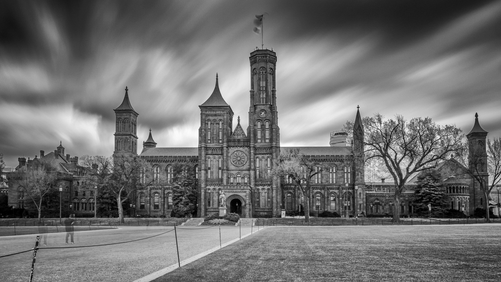 landskab, monokrom, by, gade, bybilledet, arkitektur, natur, bygning, himmel, parkere, vej, fotografering, symmetri, skyline, skyskraber, aften, slot, tårn, dyreliv, historie, Canon, by, USA, Rådhusplads, metropol, Spir, infrastruktur, slot, DC, sort og hvid, longexposure, Sky, træ, downtown, washington, udforske, skønhed, blinkagain, Washington DC, Smithsonian, milepæl, blacknwhite, dagtimerne, national geografi, facade, ultimateshot, vask, Supershot, byområde, sort og hvid, monokrom fotografering, hovedstadsområde, meteorologisk fænomen, naturebeauty, statelige hjem, greatnature, dazzlingshot, 7dmkii, washdc, smithsoniancastle