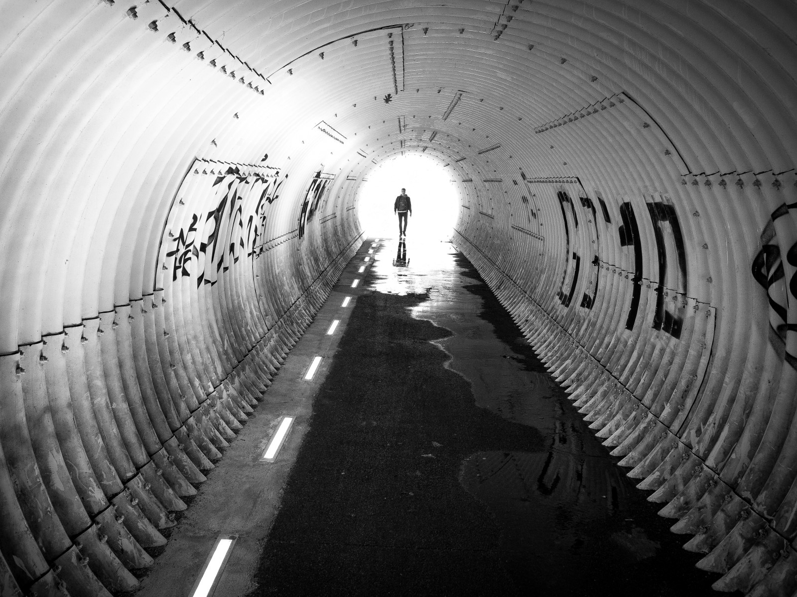 světla, lidé, bílý, Černá, černobílý, portrét, město, ulice, Příroda, jízdní kolo, městský, stín, sníh, zima, pole, fotografování, symetrie, Studený, Německo, čáry, bokeh, kravata, tunel, infrastruktura, úhel, pozadí, světlo, stanice, dny, venkovní, tělesné, deštivý, Černá bílá, fotografie, dof, kolo, hloubka, vlakové nádraží, třídaFoto, úhlopříčka, brzy ráno, tma, streetphotography, Chytrý, krátký, oblek, upřímný, streetportrait, Schwarzweiss, Schnee, Linien, strasse, Stadt, strassenfotografie, streetfotografie, streetshot, licht, Schatten, Dusseldorf, personen, Kalt, Černý a bílý, monochromatické fotografování, einfarbig, streetshooter, xphotographer, xphotographers, sch rfentiefe, geringe, Koln, schwarzer, em10markii, Strassenfotograf, stock photography, fixed link