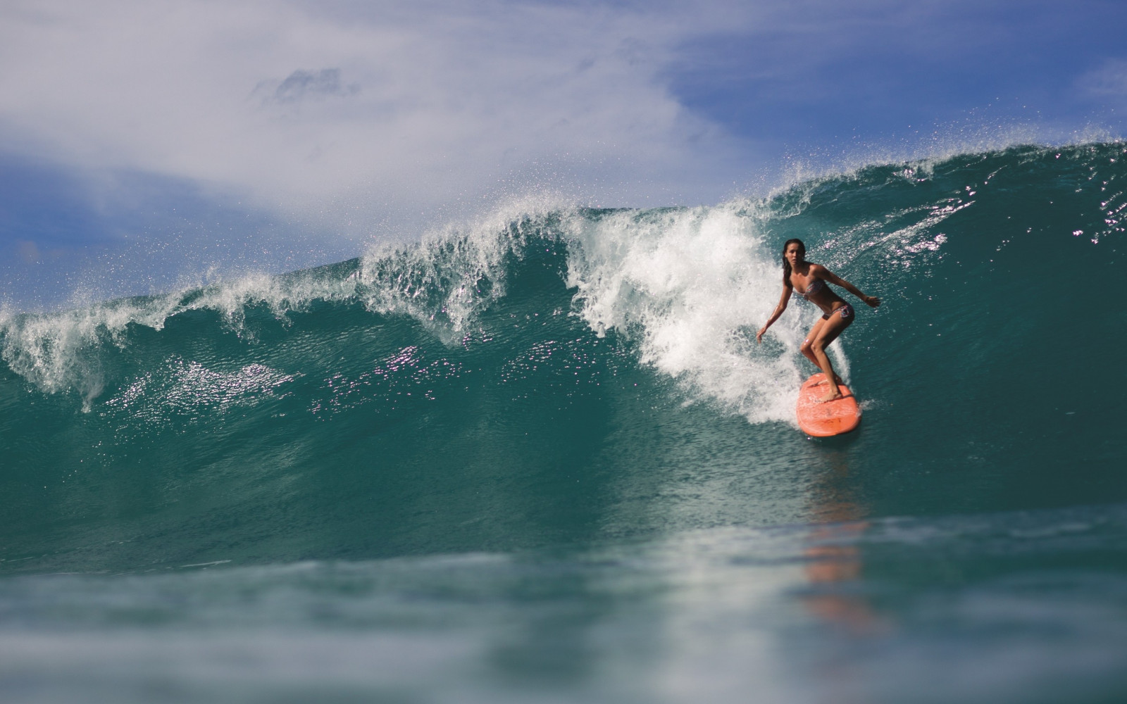 sportovní, moře, nebe, mraky, surfování, oceán, vlna, surf, mořská vlna, extrémní sport, surfování zařízení a potřeby, boardové sporty, vodní sport, individuální sporty, povrchové vodní sporty