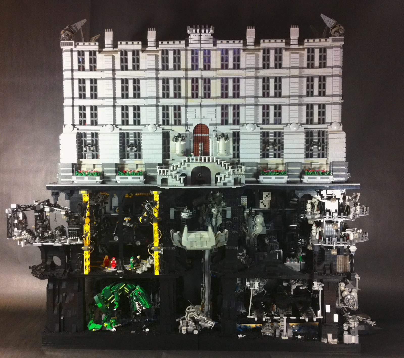 Batcave, LEGO, Bat-man, waynemanor, brickworld