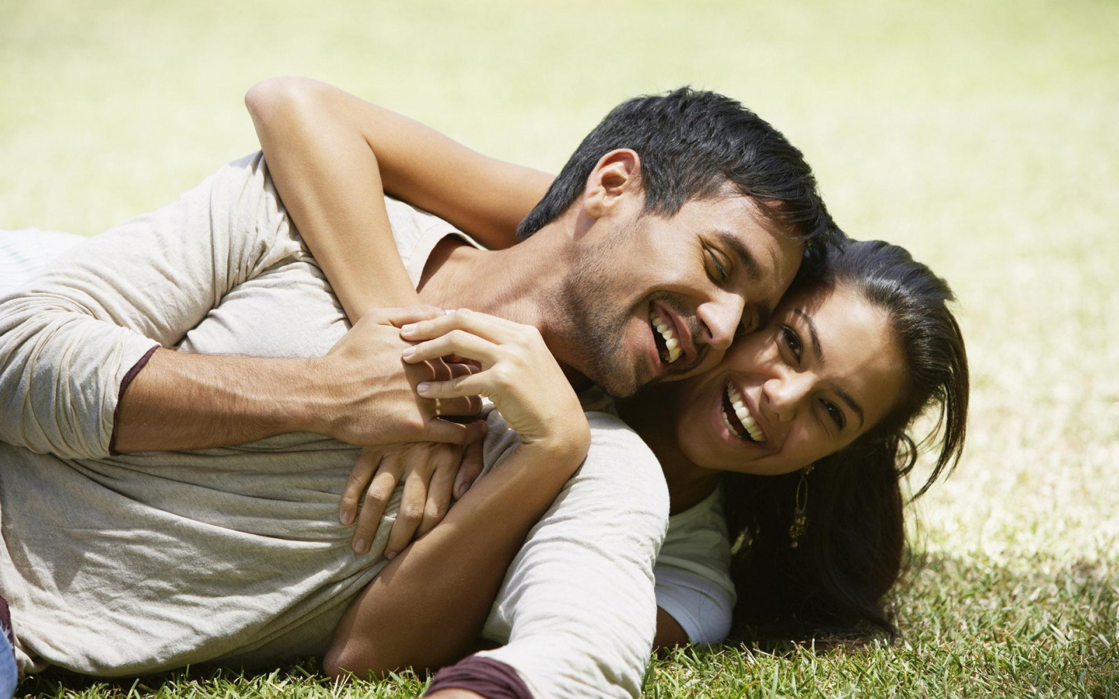 1920x1200 px, embrace, emotion, females, girls, happy, love, males, men, mood, people, romance, sensual, women