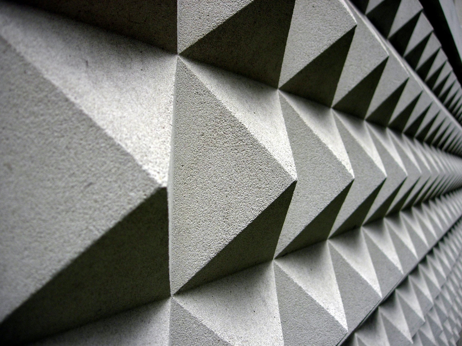 stěna, symetrie, trojúhelník, vzor, Šedá, geometrie, textura, pyramida, vrchol, úhel, materiál, čára, project365, denní osvětlení, křídový papír, project366, Project3662008, product design
