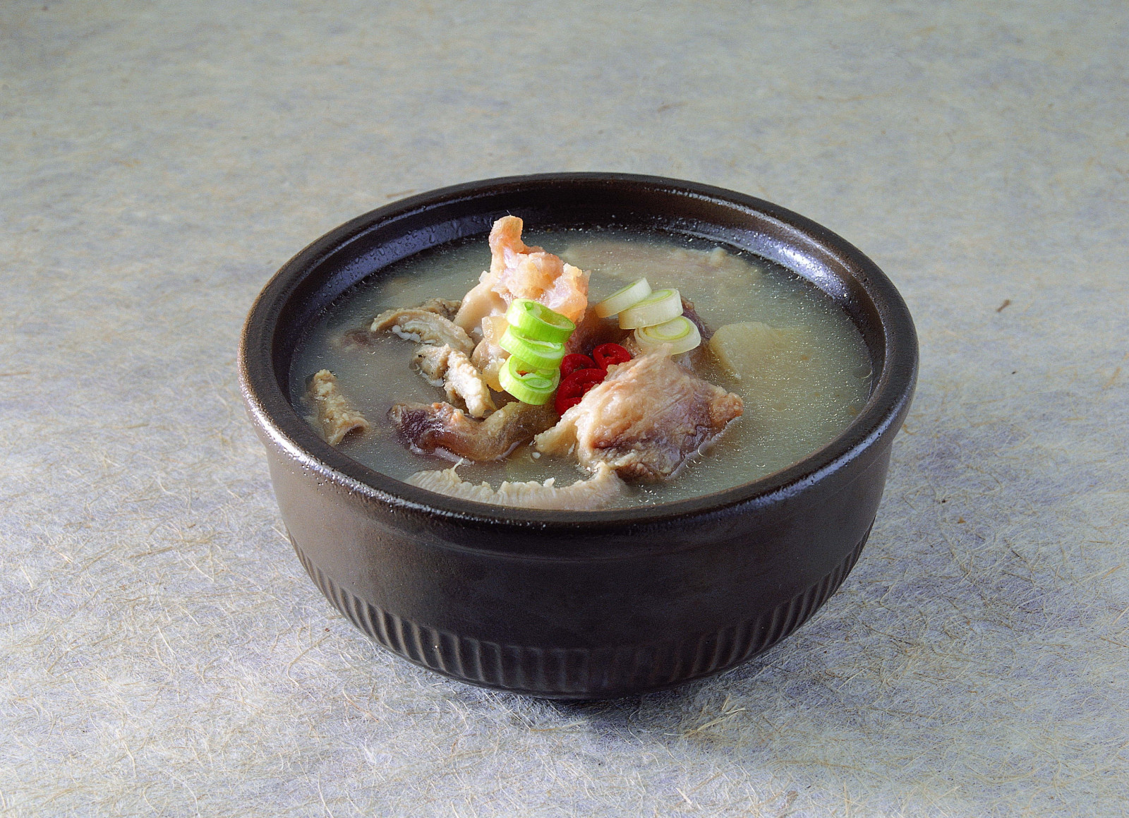 Wallpaper soup, seafood, fresh herbs 3302x2392 goodfon 1035669