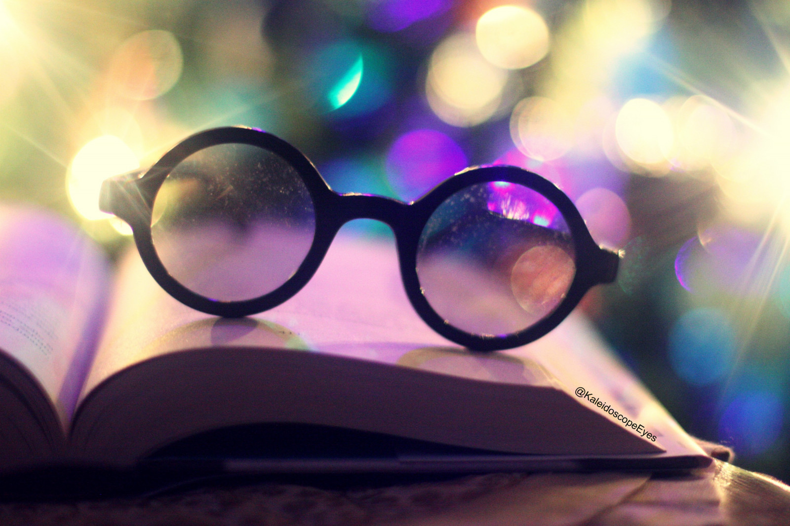 sluneční brýle, brýle, nachový, modrý, Kánon, Vánoce, bokeh, pustošit, F14, světlo, barva, 50mm, dof, tvar, veselý, eos, 450D, vision care, zblízka, brýlí, hrnčíř