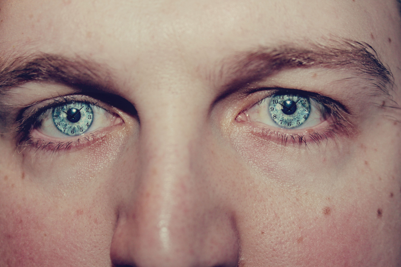 autoportrét, abstraktní, muž, mužský, muži, chlap, hodiny, tvář, Kánon, Báječné, nos, podivný, washington, oči, Spokane, umělecký, modré oči, Blikat, tvořivý, nadreálný, zvláštní, čísla, photoaday, 365, Pojmový, Closeupface, Timeisrunningout, Timeisticking, blinkagain, Jenom v poslední době